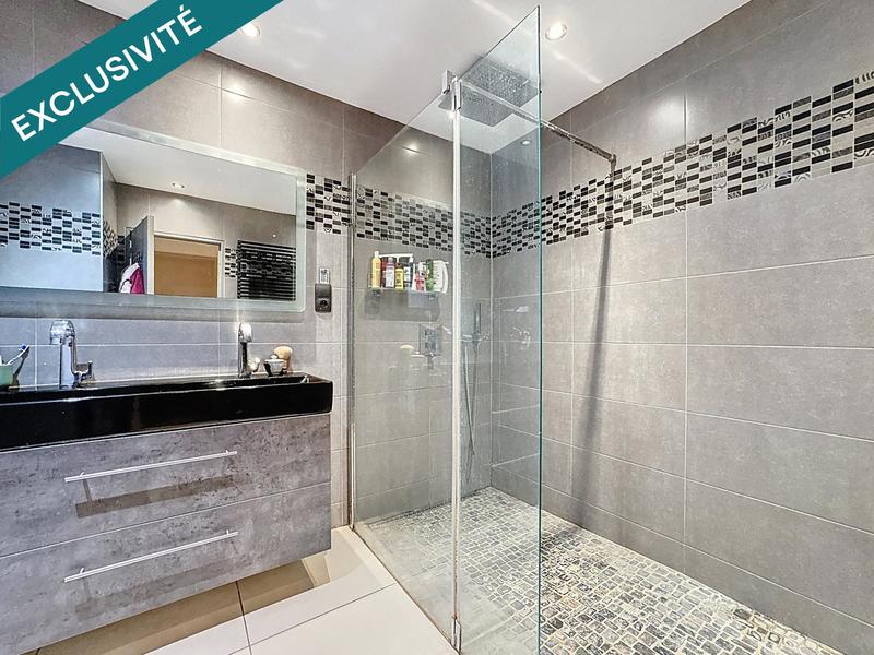 Maison - 140 m² - 6 pièces