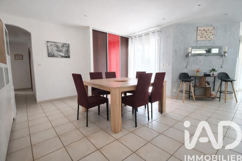 Maison - 105 m² - 4 pièces