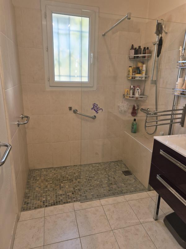 Villa - 90 m² - 4 pièces