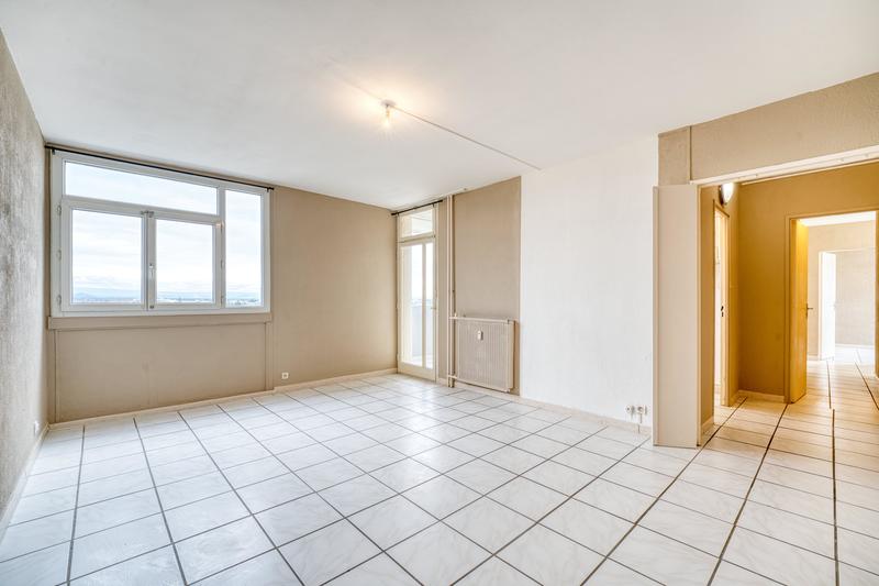 Appartement - 81 m² - 4 pièces