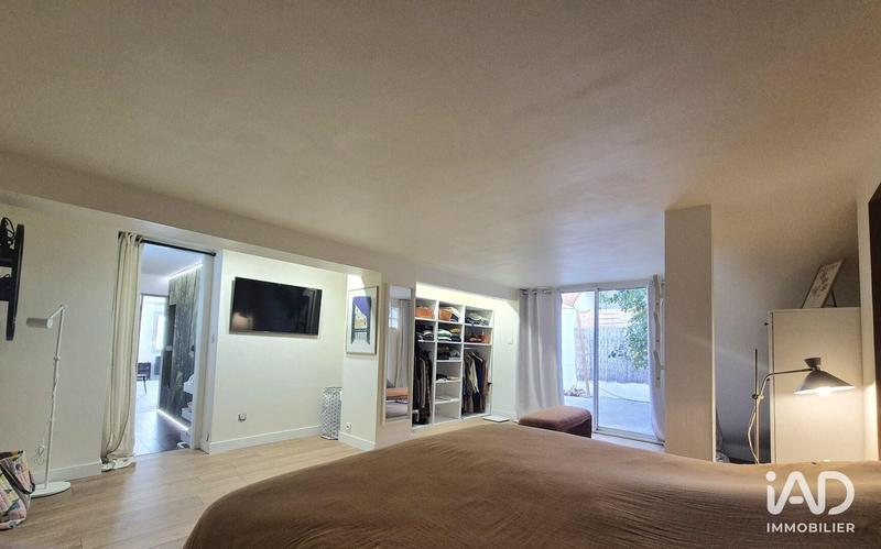 Maison - 204 m² - 6 pièces