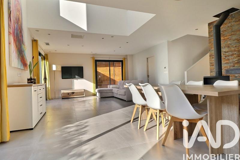 Maison - 125 m² - 5 pièces