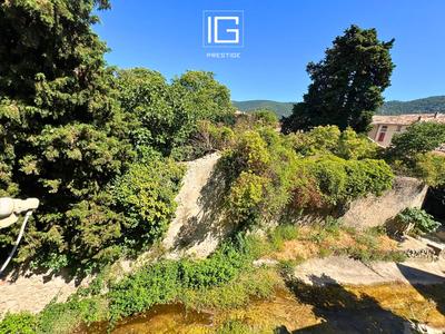 Appartement - 106 m² - 4 pièces