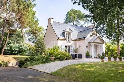 Maison - 165 m² - 6 pièces