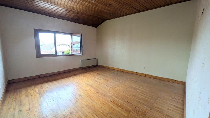 Maison - 208 m² - 5 pièces