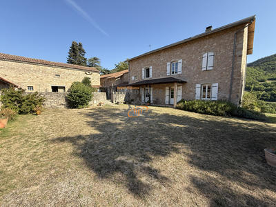 Propriété - 490 m² - 15 pièces