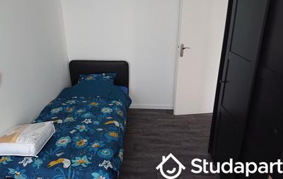 Chambre - 11 m² - 1 pièce