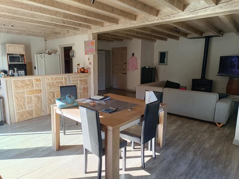 Maison - 170 m² - 6 pièces