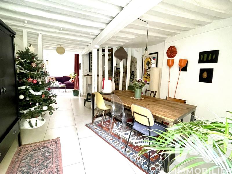 Maison - 165 m² - 9 pièces