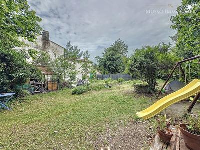 Immeuble - 150 m² - 3 pièces