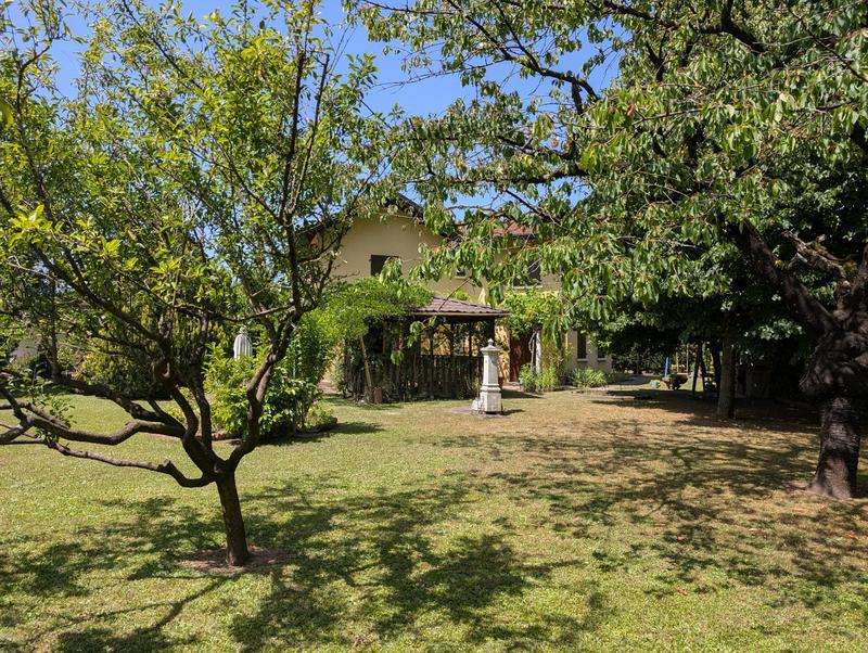 Maison - 201 m² - 7 pièces