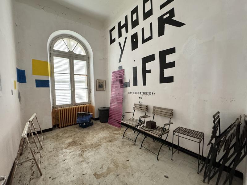 Maison - 252 m² - 7 pièces