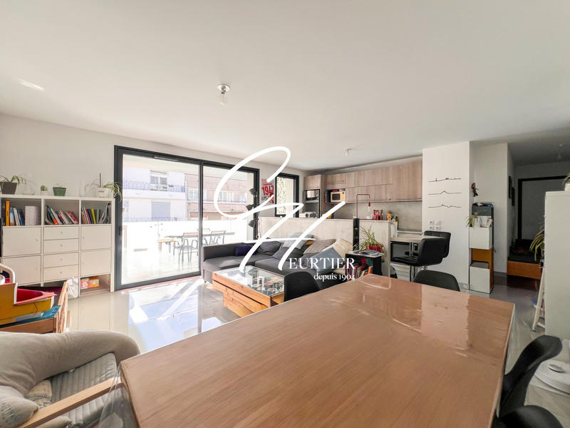 Appartement - 89 m² - 4 pièces