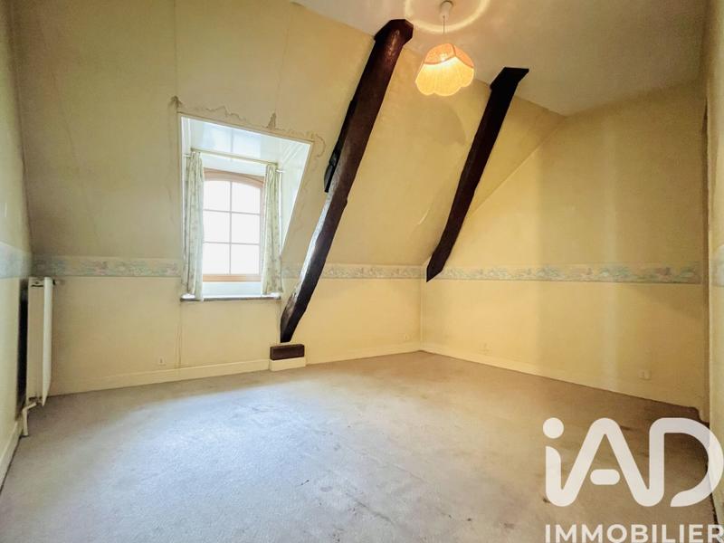 Maison - 201 m² - 10 pièces