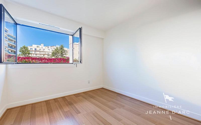 Appartement - 89 m² - 4 pièces