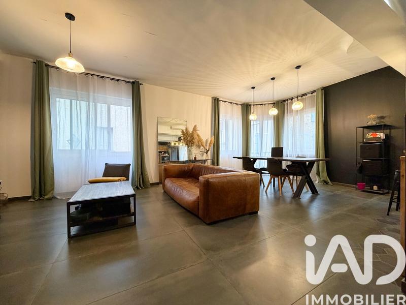 Maison - 104 m² - 4 pièces