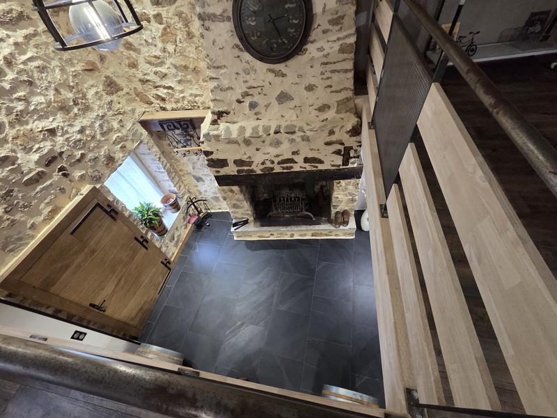 Maison - 222 m² - 7 pièces