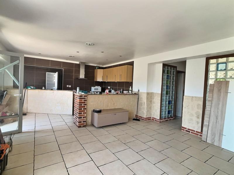 Maison - 200 m² - 10 pièces