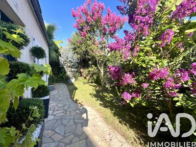 Maison - 129 m² - 5 pièces