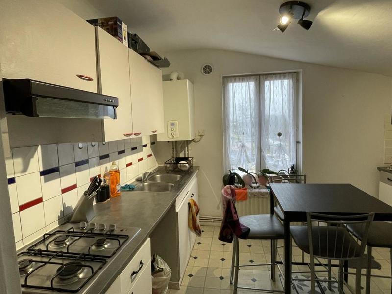 Appartement - 93 m² - 4 pièces