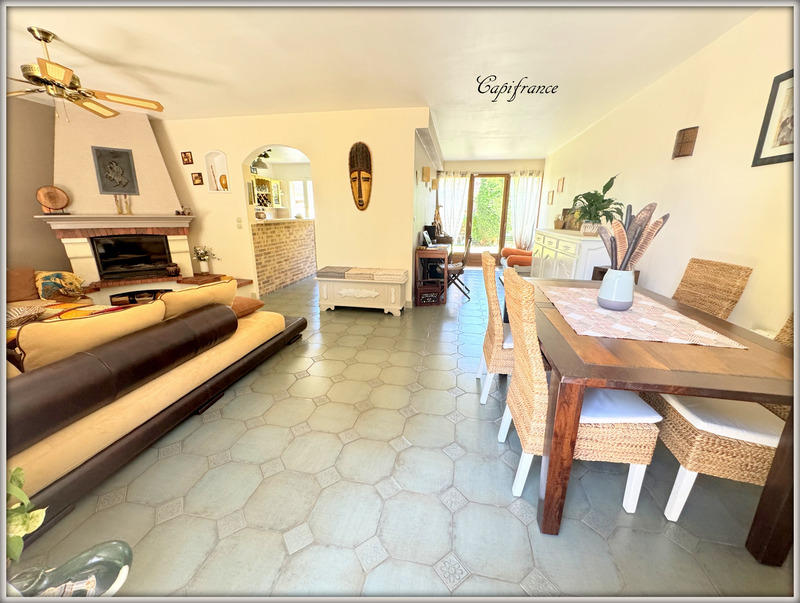 Maison - 92 m² - 5 pièces