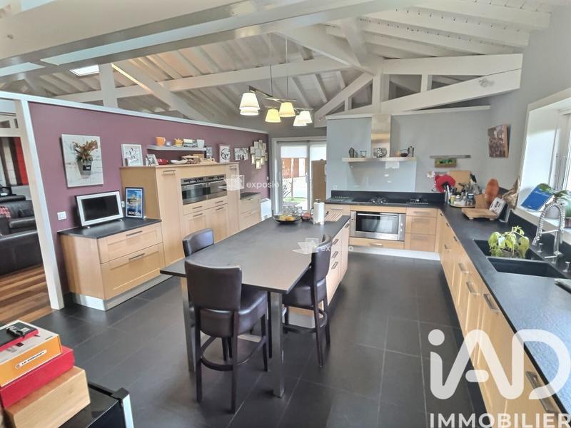 Maison de maîtres - 470 m² - 14 pièces