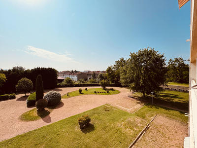 Appartement - 70 m² - 4 pièces