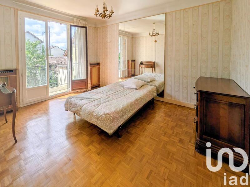 Maison - 177 m² - 7 pièces