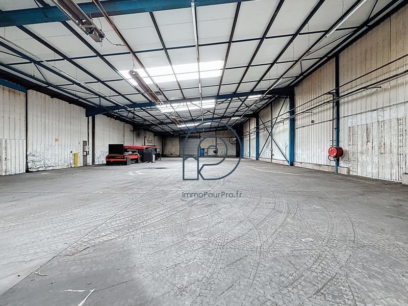 Local d'activités - 3 870 m²