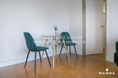 Chambre - 10 m² - 4 pièces
