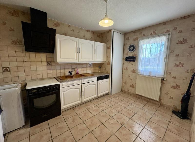 Maison - 97 m² - 5 pièces