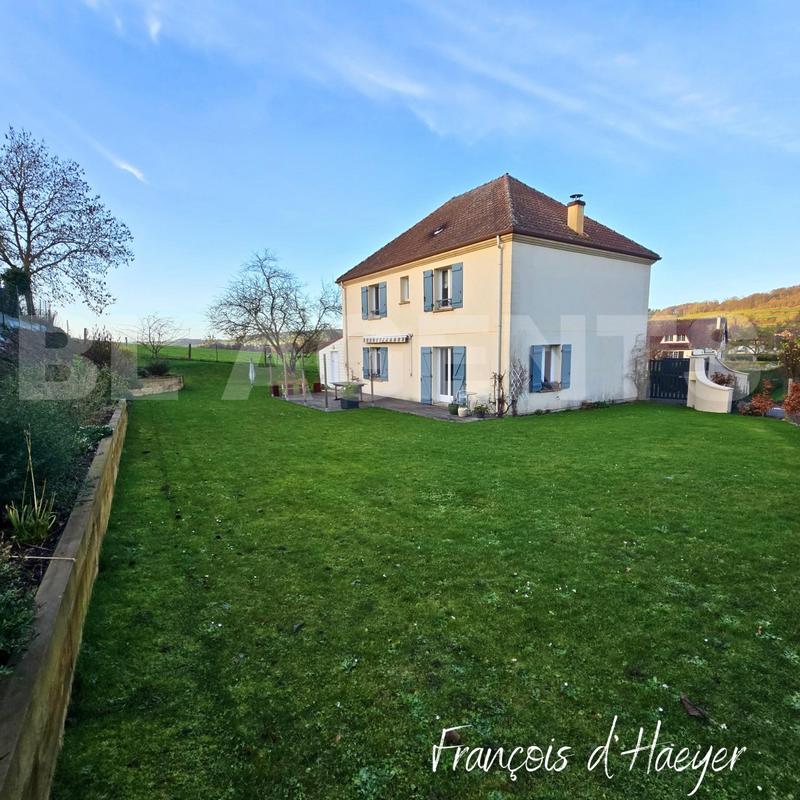 Maison contemporaine - 147 m² - 4 pièces