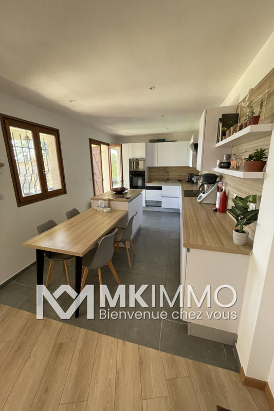 Maison - 136 m² - 4 pièces