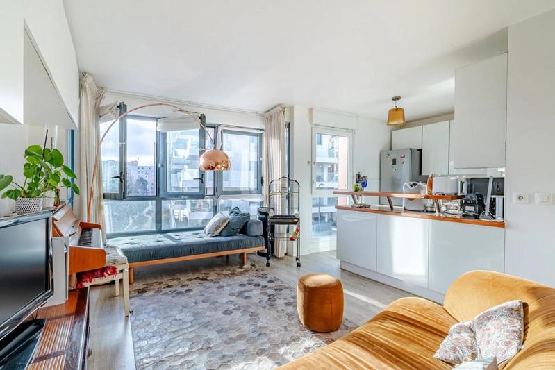 Appartement - 82 m² - 4 pièces