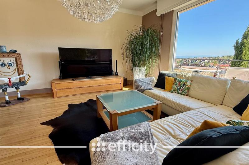 Maison - 383 m² - 12 pièces