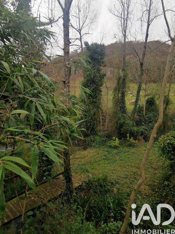 Maison - 262 m² - 8 pièces