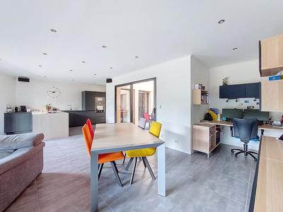 Maison - 171 m² - 5 pièces
