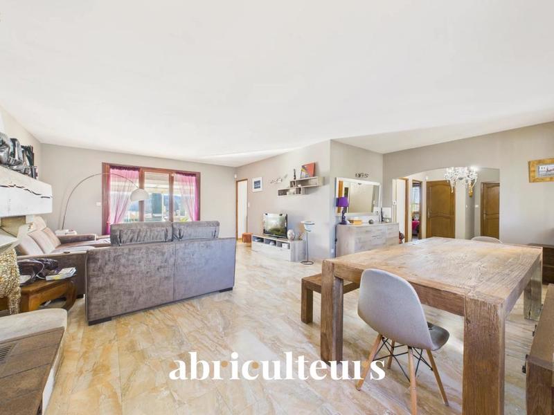 Maison ancienne - 130 m² - 5 pièces