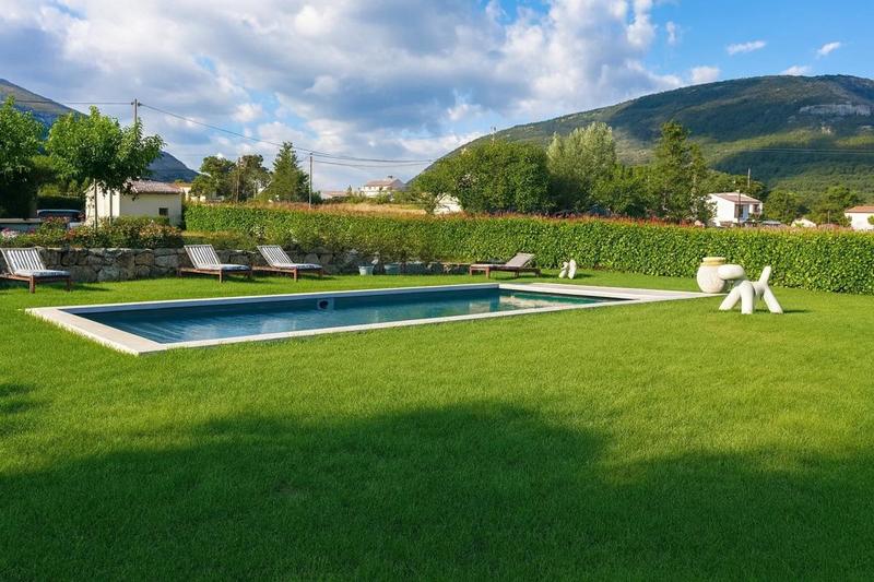 Maison - 160 m² - 4 pièces