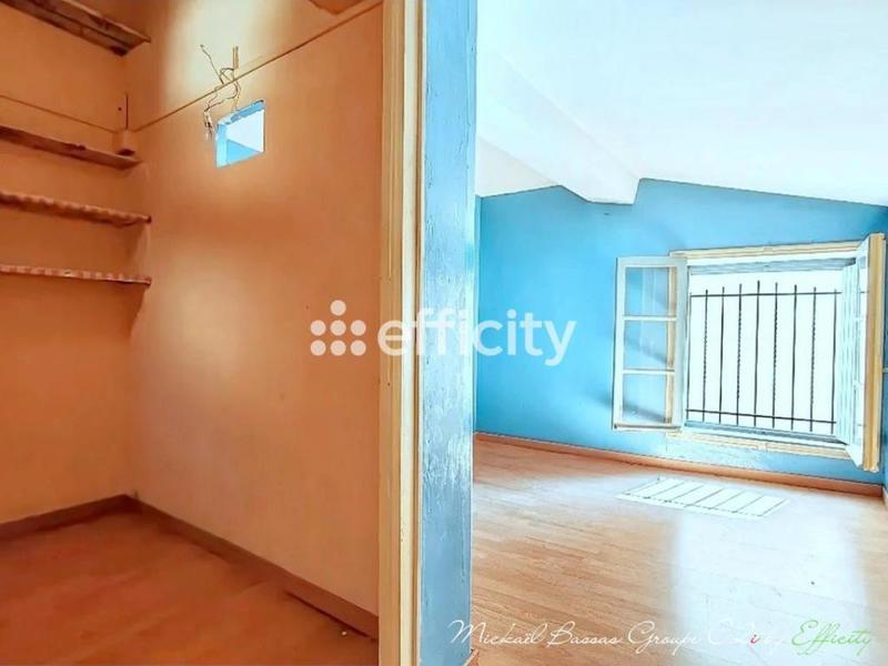 Immeuble - 120 m² - 7 pièces