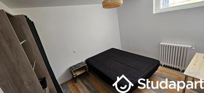 Chambre - 13 m² - 1 pièce