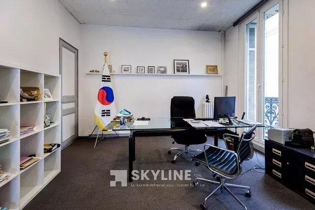 Appartement - 247 m² - 5 pièces