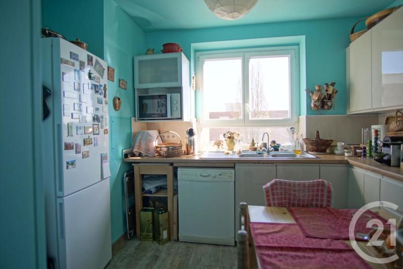 Appartement - 94 m² - 4 pièces