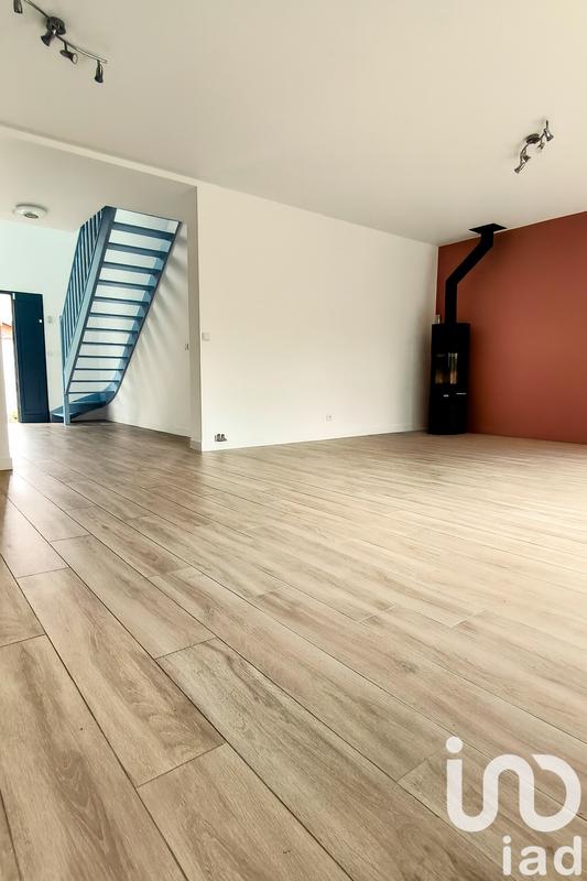 Maison - 186 m² - 6 pièces