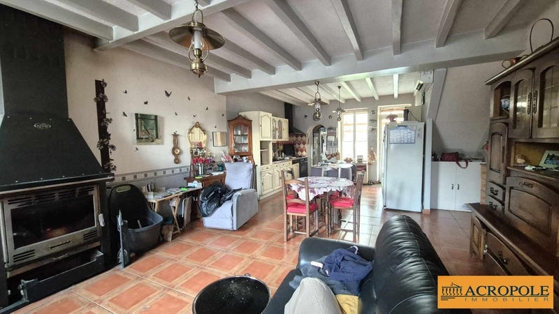 Maison - 280 m² - 12 pièces