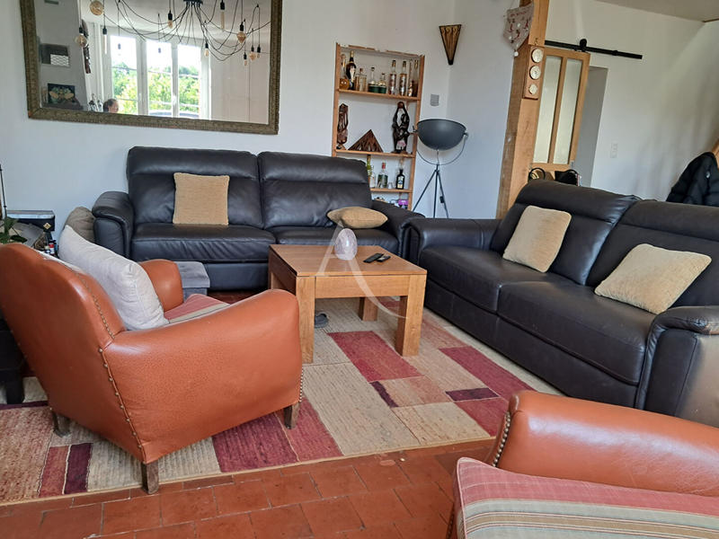 Maison - 160 m² - 6 pièces