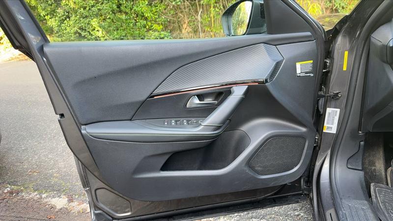 Peugeot 2008 1.5 BlueHDi 130 Eat8 Gt - Automatique