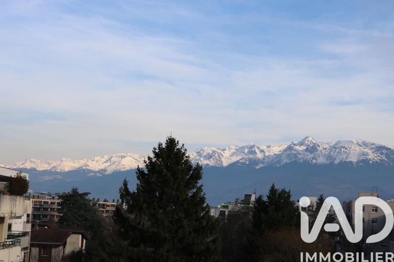 Appartement - 110 m² - 5 pièces