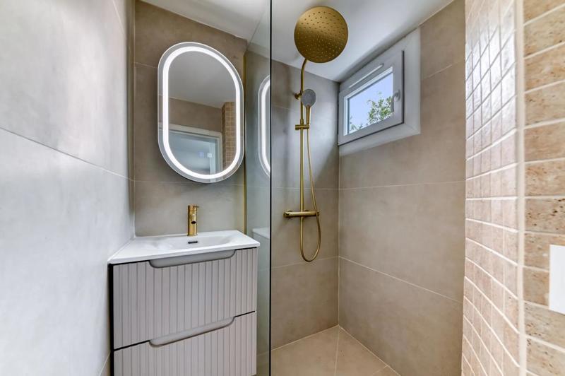 Appartement - 85 m² - 4 pièces