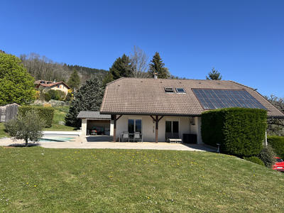 Maison - 177 m² - 6 pièces